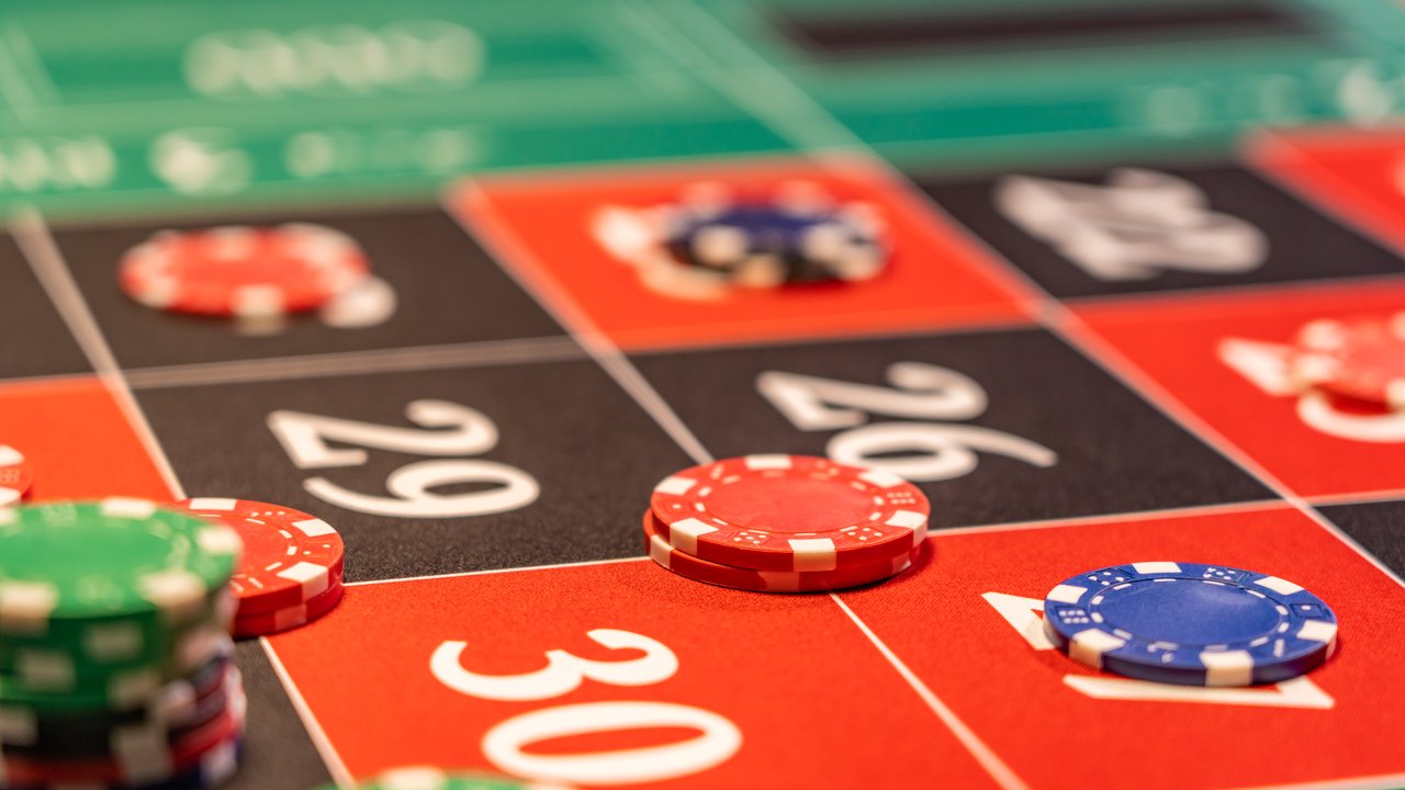 Roulette Eropa: aturan, roda dan taruhan